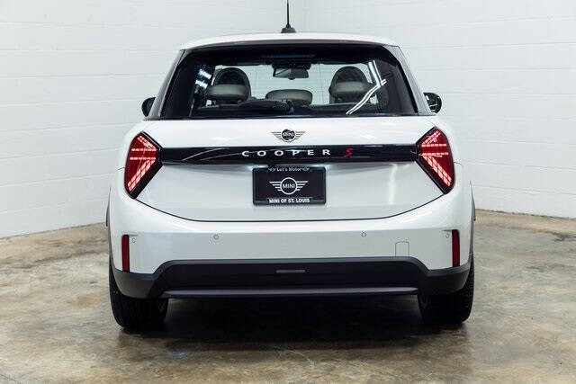 2025 MINI Hardtop 4 Door Cooper S Signature Trim