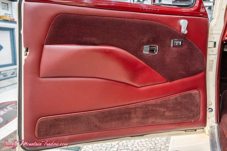 1940 Chevrolet Deluxe