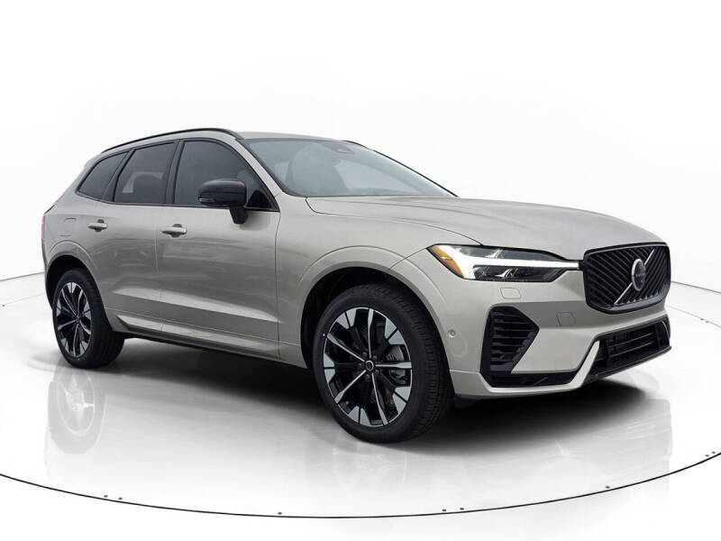 2026 Volvo XC60 T8 Plus
