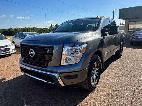 2020 Nissan Titan SV