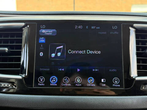 2017 Chrysler Pacifica Touring-L Plus