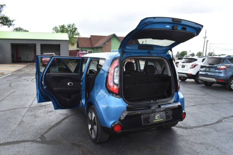 2016 Kia Soul +