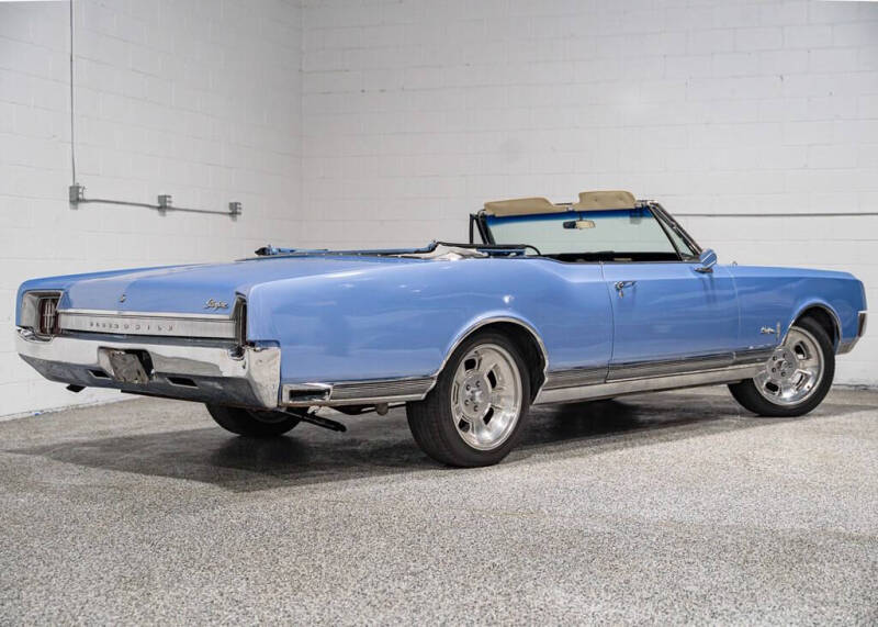 1965 Oldsmobile Starfire