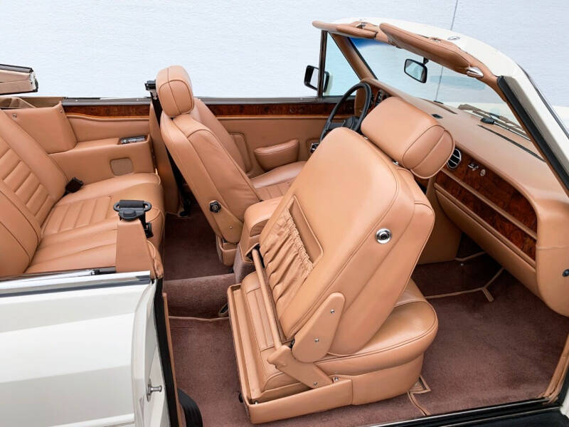 1989 Rolls-Royce Corniche