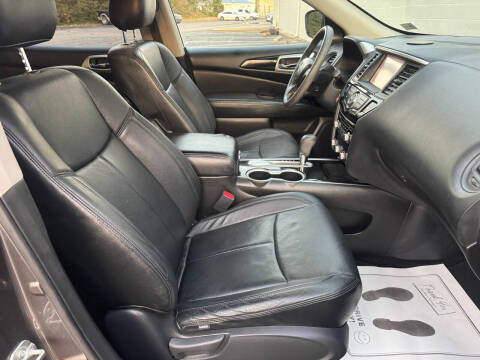 2018 Nissan Pathfinder S