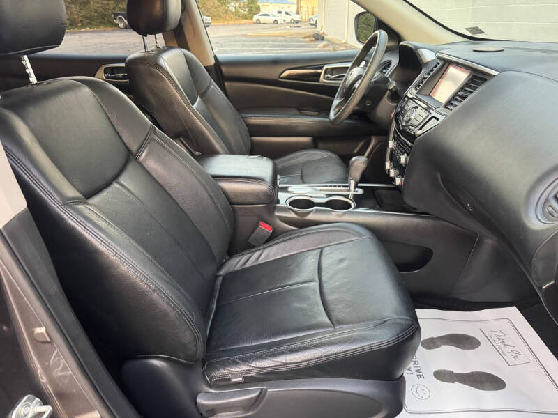 2018 Nissan Pathfinder S