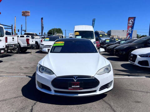 2015 Tesla Model S