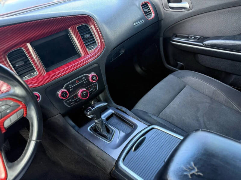 2018 Dodge Charger SXT