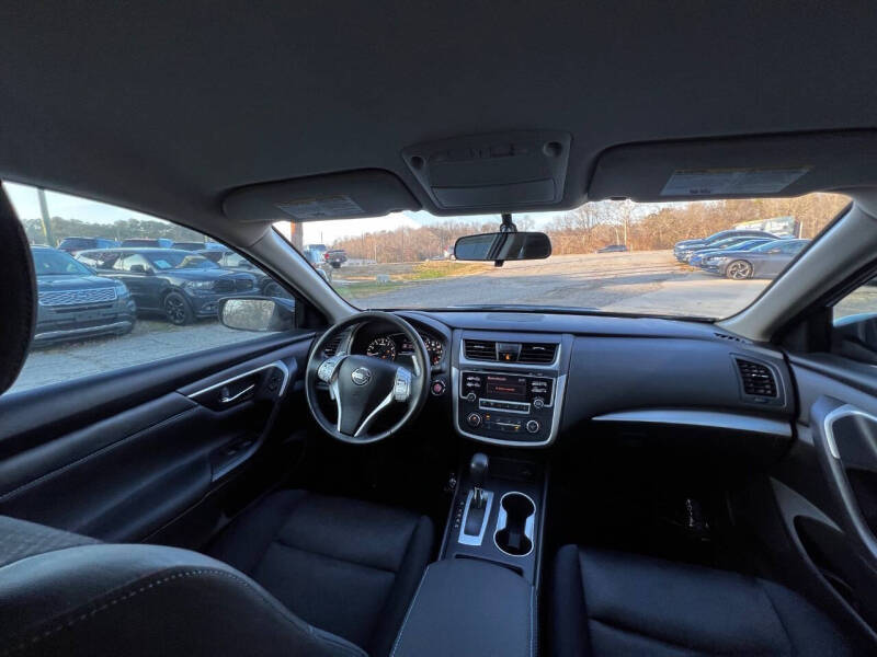 2017 Nissan Altima 2.5 SR