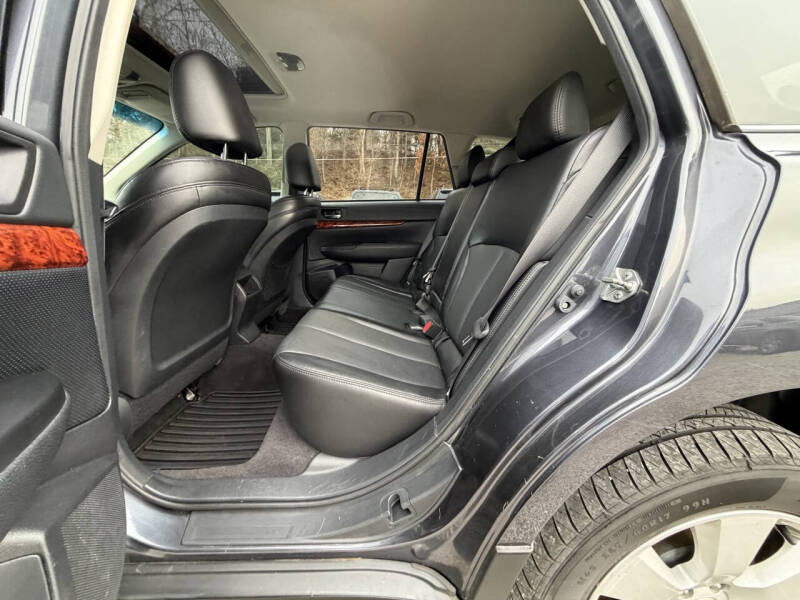 2010 Subaru Outback 2.5i Limited