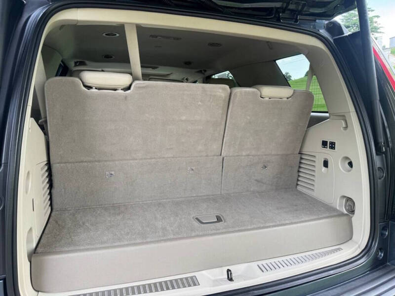 2020 Cadillac Escalade Luxury