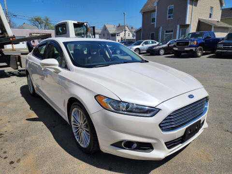 2014 Ford Fusion SE