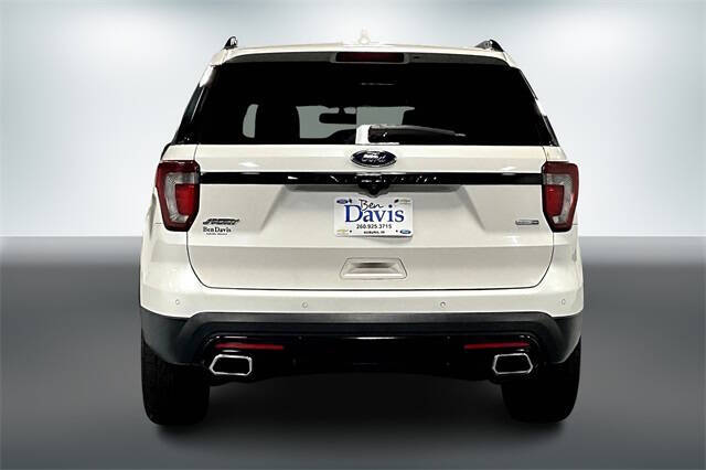 2016 Ford Explorer Sport