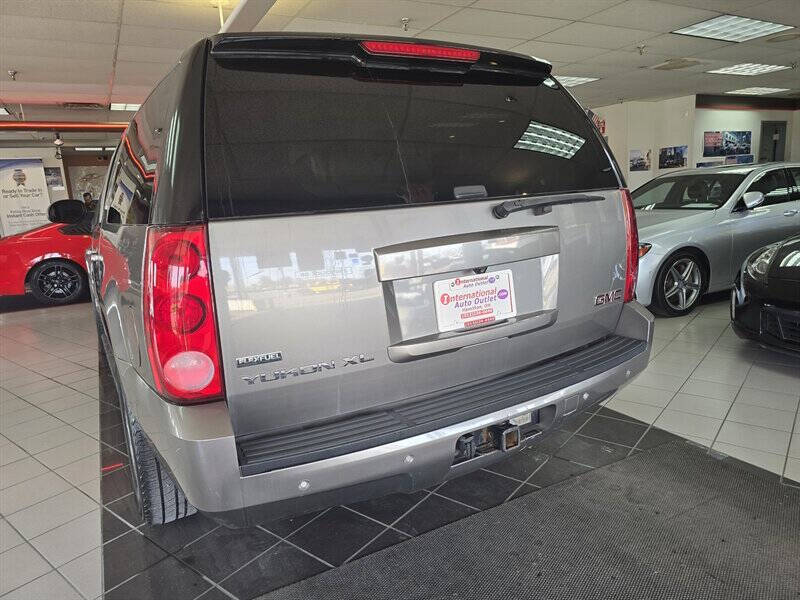 2012 GMC Yukon XL SLT