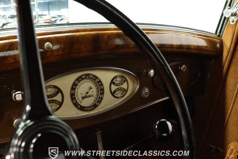 1933 Plymouth Model PD