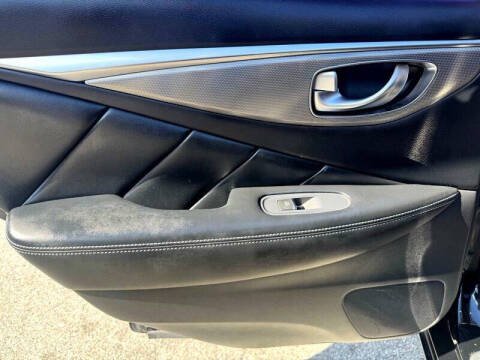 2017 Infiniti Q50 2.0T