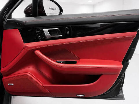 2020 Porsche Panamera