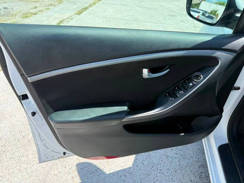 2017 Hyundai Elantra GT