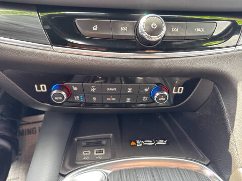 2024 Buick Enclave Premium