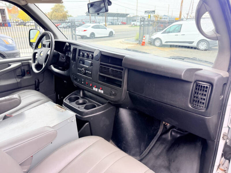 2013 Chevrolet Express 2500