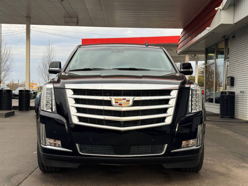 2018 Cadillac Escalade ESV Premium Luxury