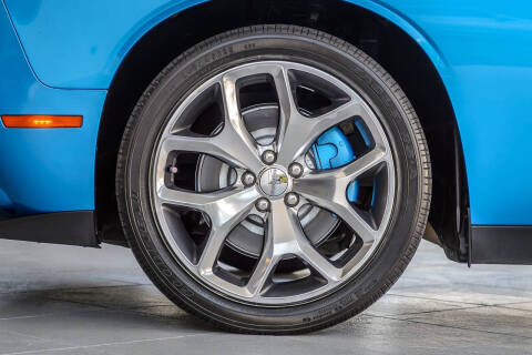2015 Dodge Challenger SXT Plus