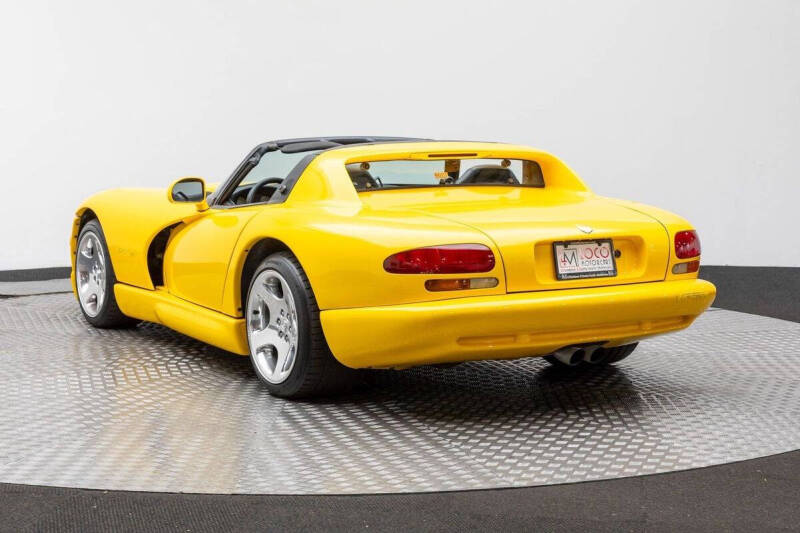 2001 Dodge Viper RT/10