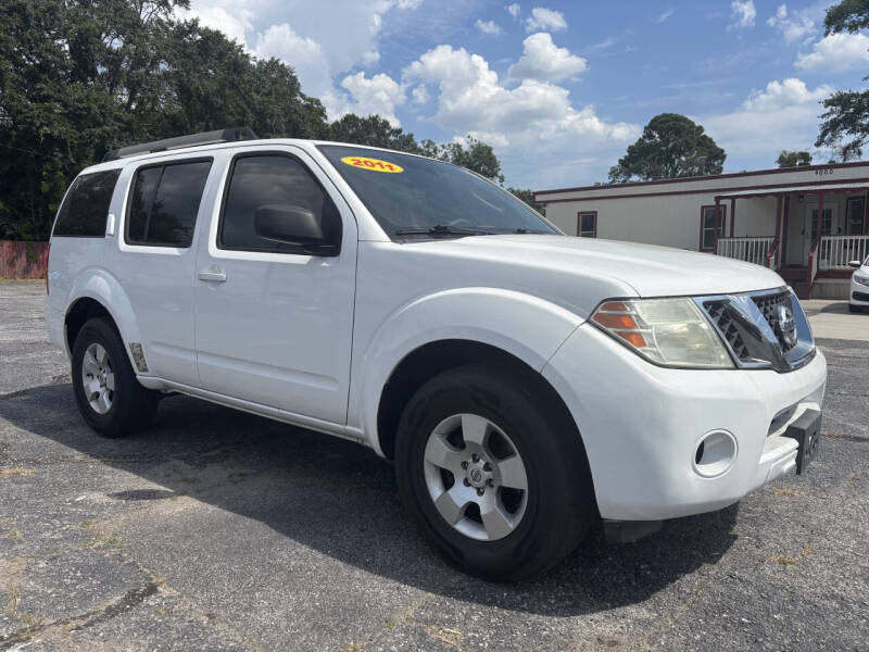 2011 Nissan Pathfinder S's photo