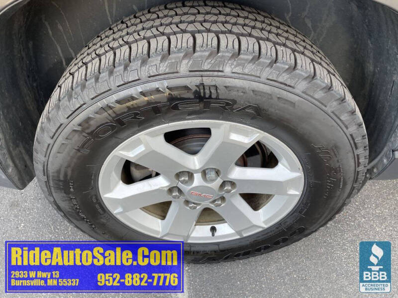 2015 GMC Acadia SLE-1