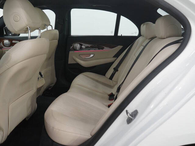 2017 Mercedes-Benz E-Class E 300 4MATIC