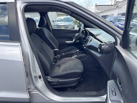 2020 Nissan Kicks SV