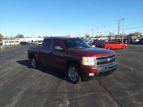 2009 Chevrolet Silverado 1500 for sale at Credit King Auto Sales in Wichita KS