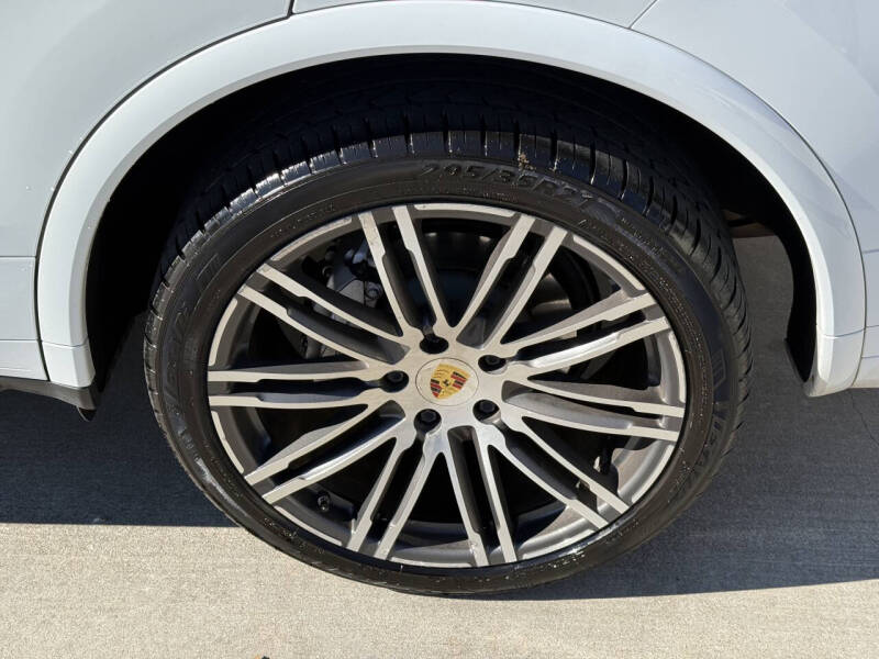 2017 Porsche Cayenne S
