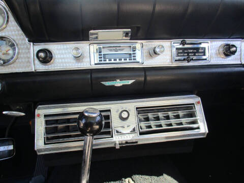 1957 Ford Thunderbird