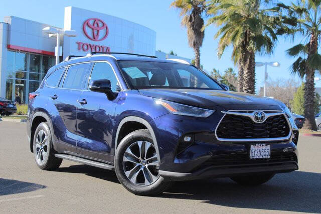 2021 Toyota Highlander for sale at Hanlees Davis Toyota in Davis CA