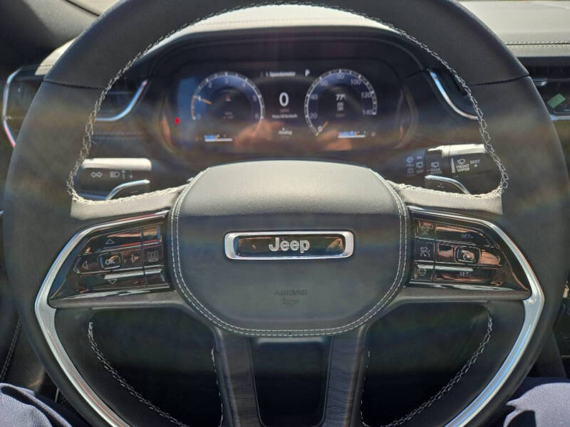 2025 Jeep Grand Cherokee Overland