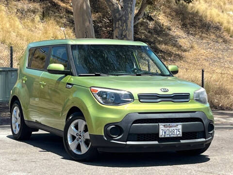 2017 Kia Soul Base Photo