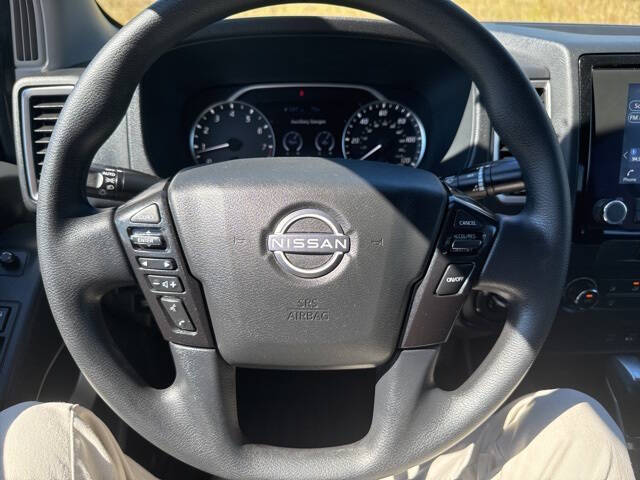 2023 Nissan Frontier