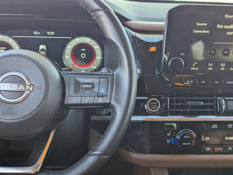 2024 Nissan Pathfinder Platinum