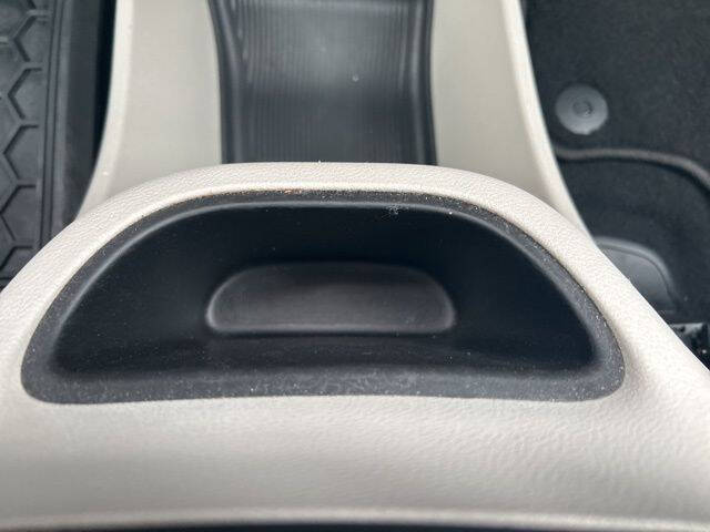2024 Chrysler Pacifica Touring L - Photo 33