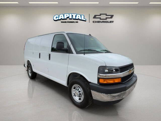 2025 Chevrolet Express 2500