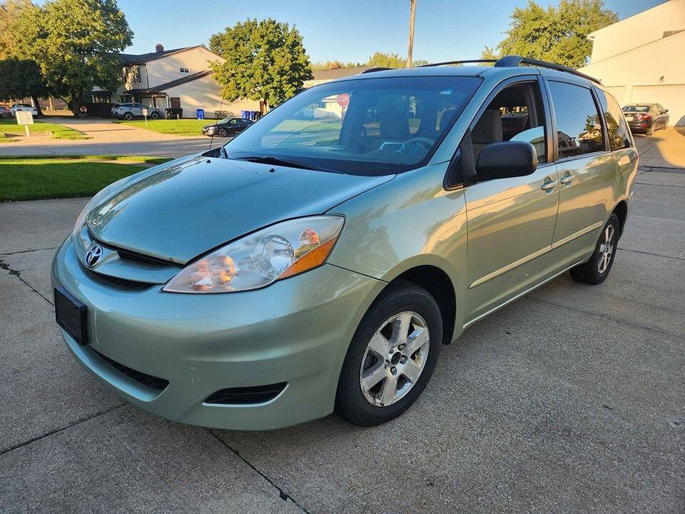 2009 Toyota Sienna for sale at Sara Auto Mall, LLC in Cleveland, OH