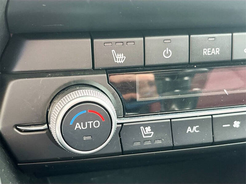 2023 Mazda CX-9 Carbon Edition