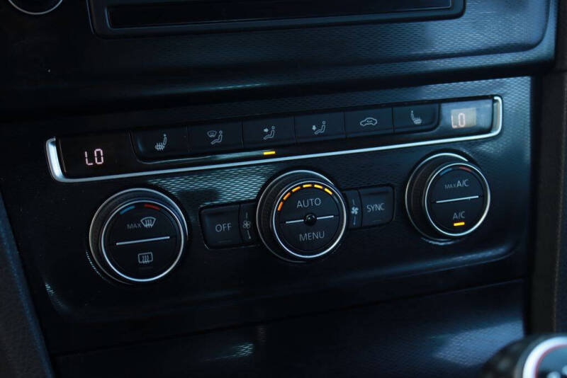 2015 Volkswagen Golf GTI Autobahn