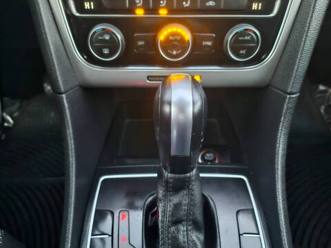 2017 Volkswagen Passat 1.8T S