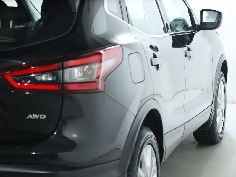 2022 Nissan Rogue Sport S