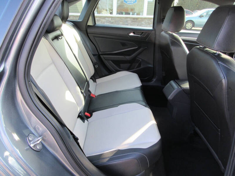 2019 Volkswagen Jetta R-Line