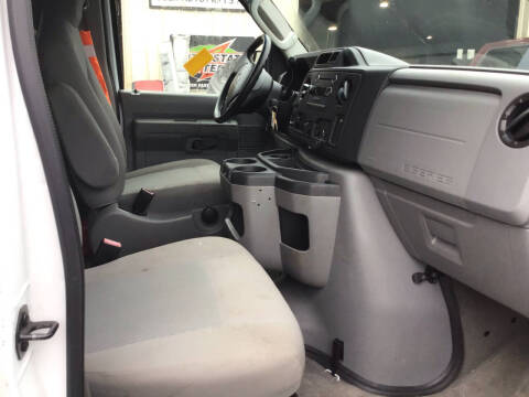 2013 Ford E-Series E-350 SD XL