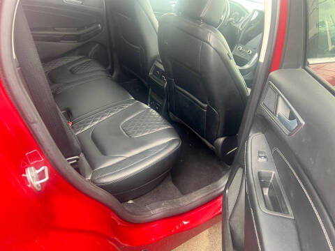 2023 Ford Edge Titanium