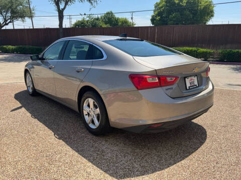 2022 Chevrolet Malibu LS